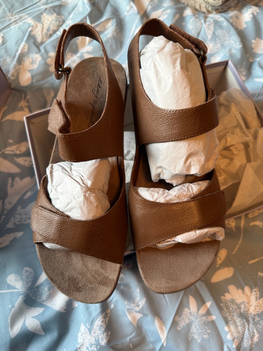 Easy Spirit Brown Leather-Look Adjustable Strap Sandals